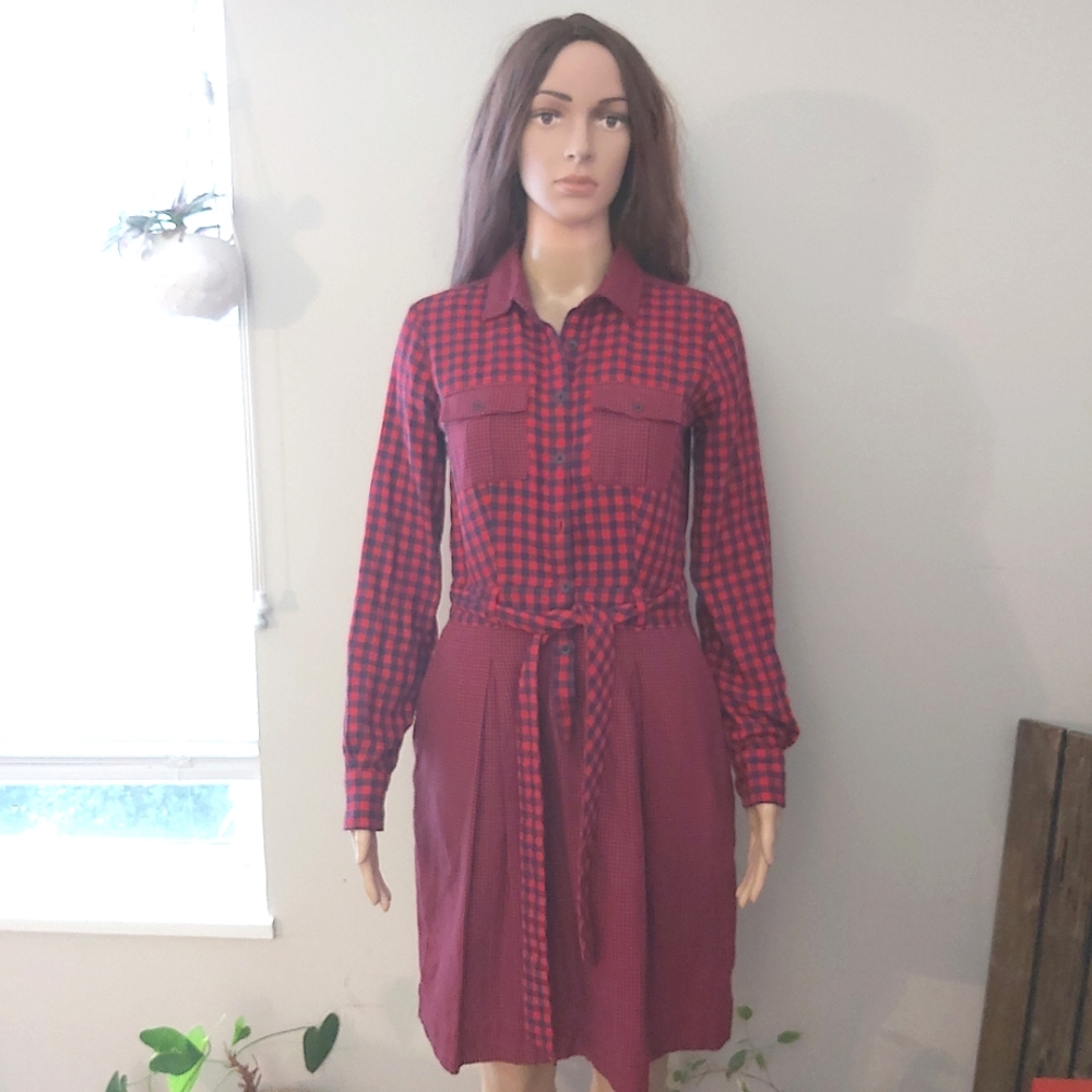 Brooks Brothers dress size 0 red fleece gingham long sleeves button down